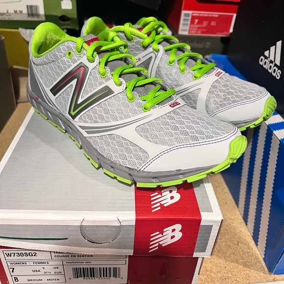 New Balance W730SG2 shoes sneakers 730 Women’s Size 7 - Picture 1 of 3
